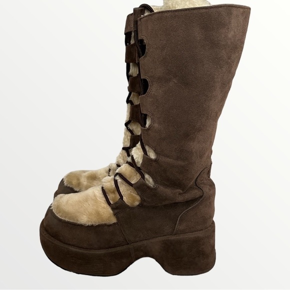 Gorgeous Vintage Suede Platform Furry Lace Up Winter Boots EUC size 9.5 - Picture 1 of 15